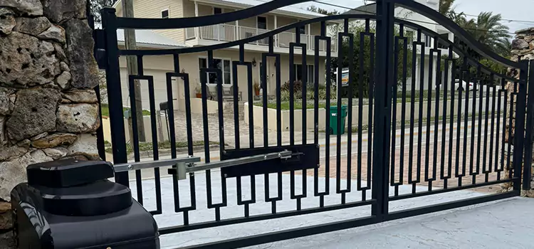 Swing Gate Opener with Keypad Laramie